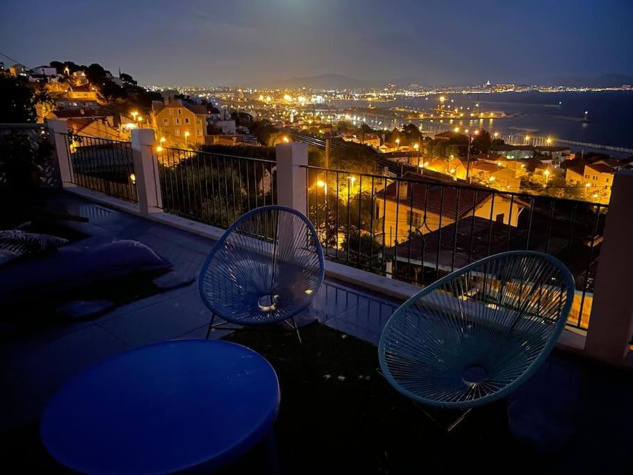 Superbe Terrasse Avec Vue Panoramique Sur La Mer มาร์กเซย ภายนอก รูปภาพ